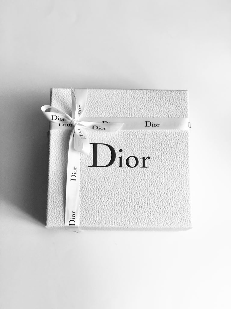 Dior Mother's Day Gift Wrapping Supplies